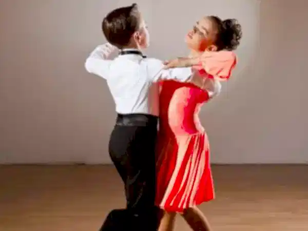 Бальные танцы